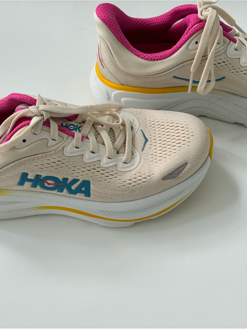 HOKA Bondi 9 Alabaster Birch Women’s Size 7B Running Shoes